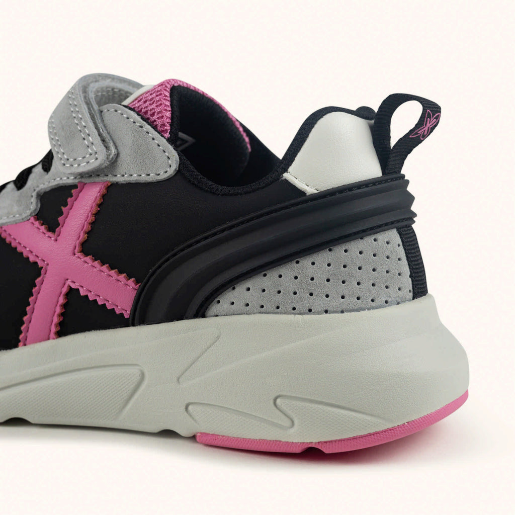 Sneakers Munich Mini Track Bambino nero/rosa