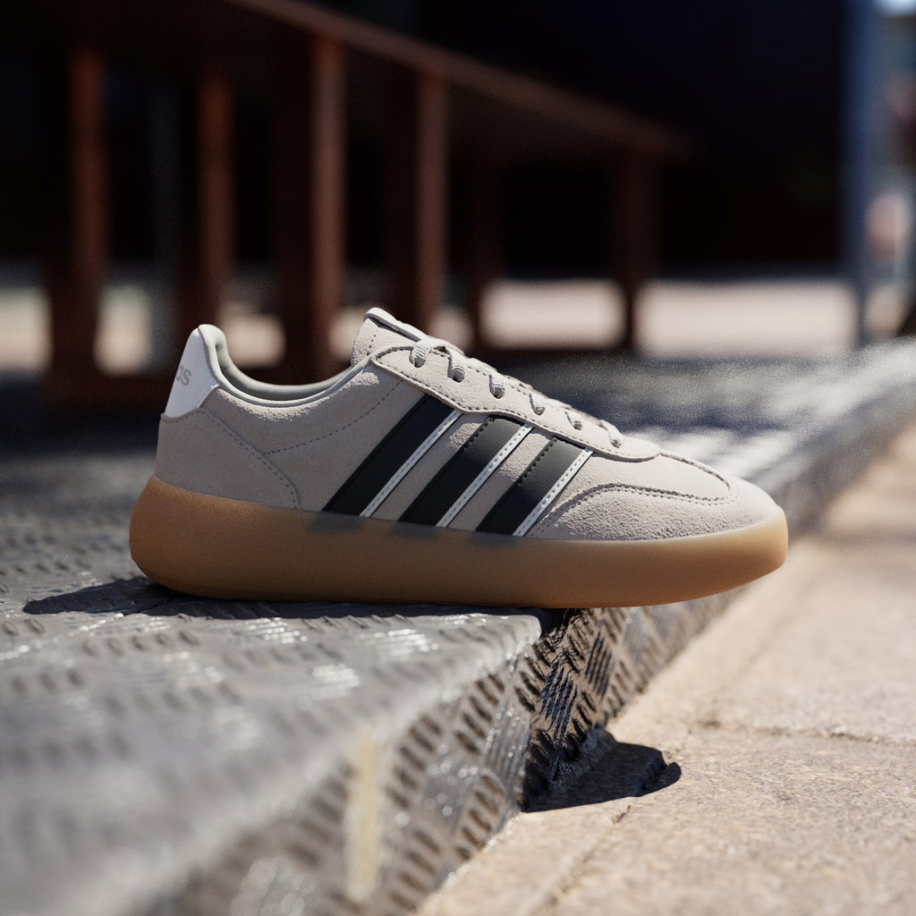 Sneakers Adidas Barreda Decode donna beige