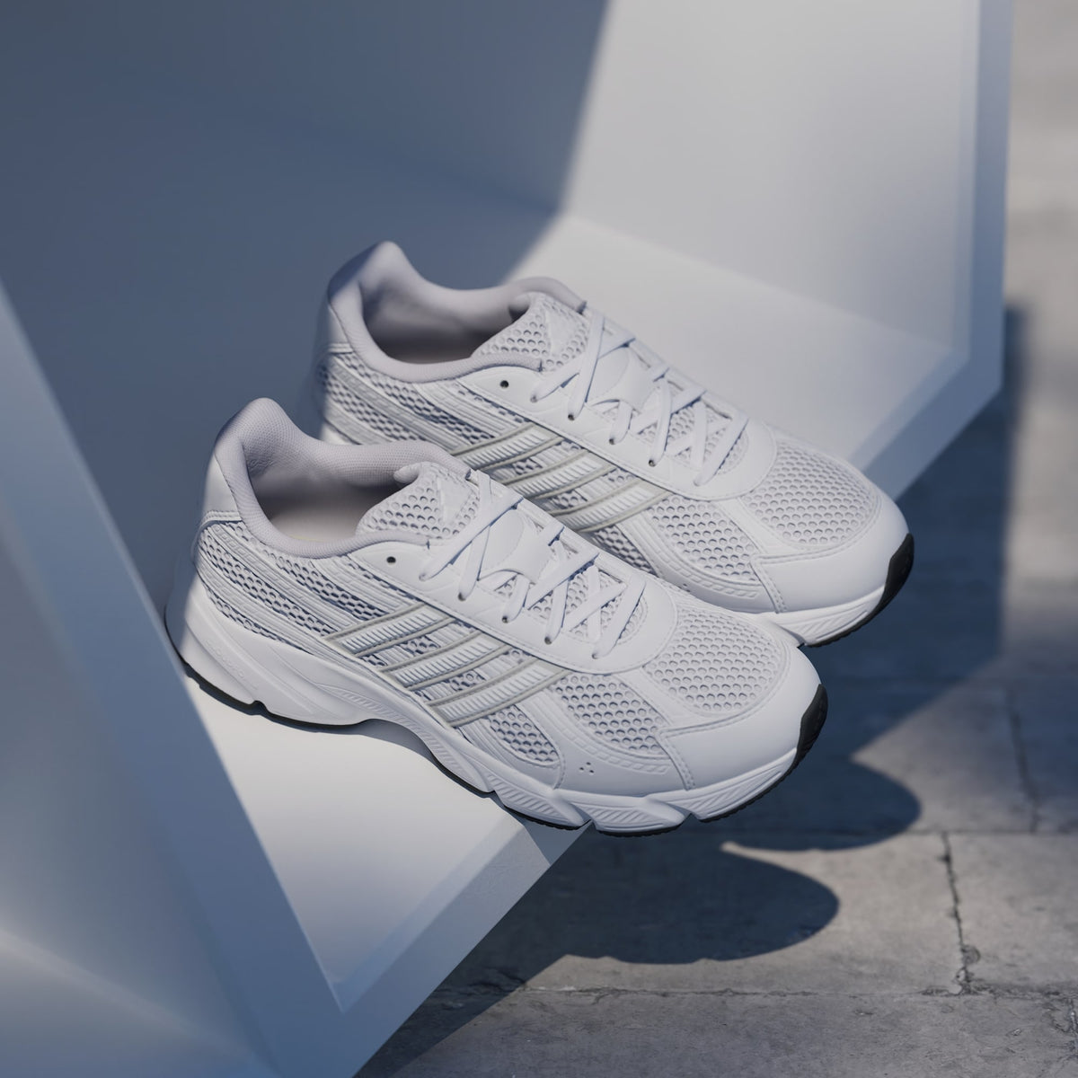 Sneakers Adidas Technochaos 2000 donna bianco