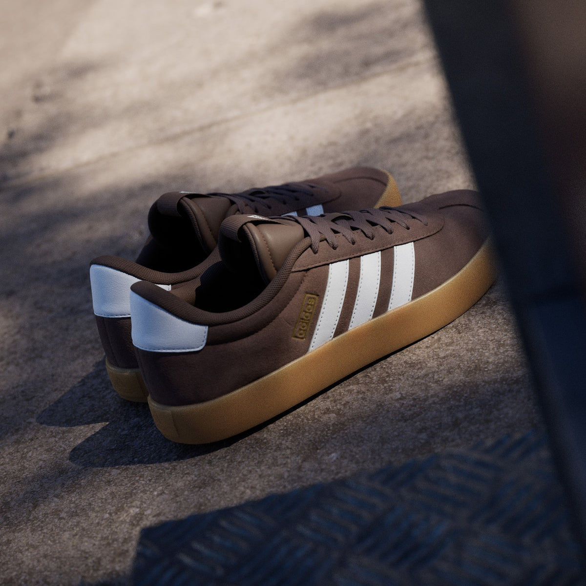 Sneakers Adidas VL Court 3.0 uomo marrone